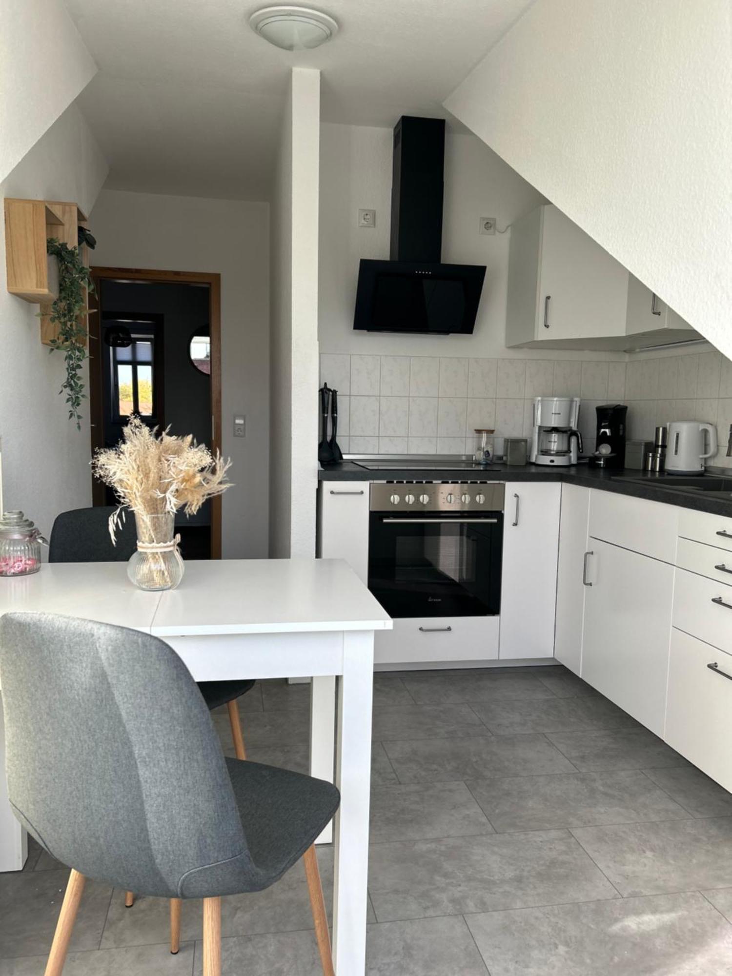 Gemuetliches Altstadtapartment Mit Balkon Und Smart Tv Ерфурт Екстериор снимка